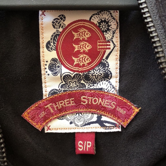 THREE STONES SMALL COAT - Picture 3 of 3